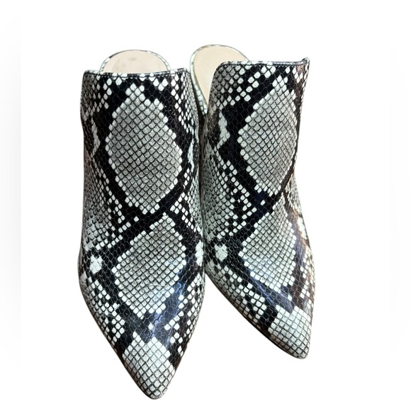 ALDO women’s Etalisien Snakeskin Embossed Block
Heel Mule size 7 - Picture 6 of 9